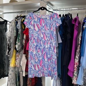 Like new Lilly Pulitzer Marlowe Boatneck Sailboat Print T shirt dress Small